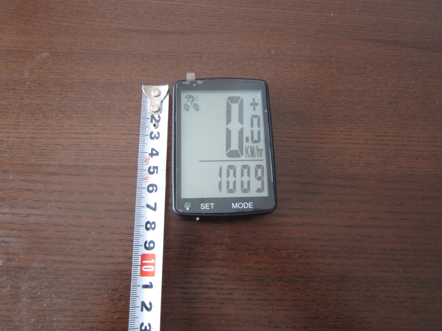 ワイヤレス自転車メーターの「YA100A」の特徴とは？ マコ・メンテ